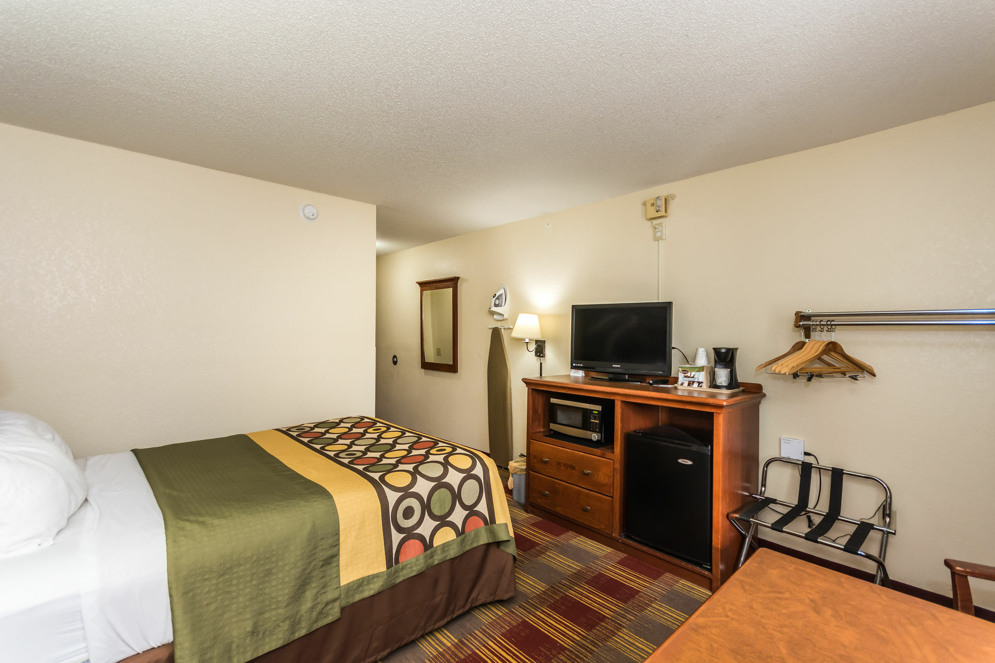 Super 8 By Wyndham Grand Forks Hotel Buitenkant foto