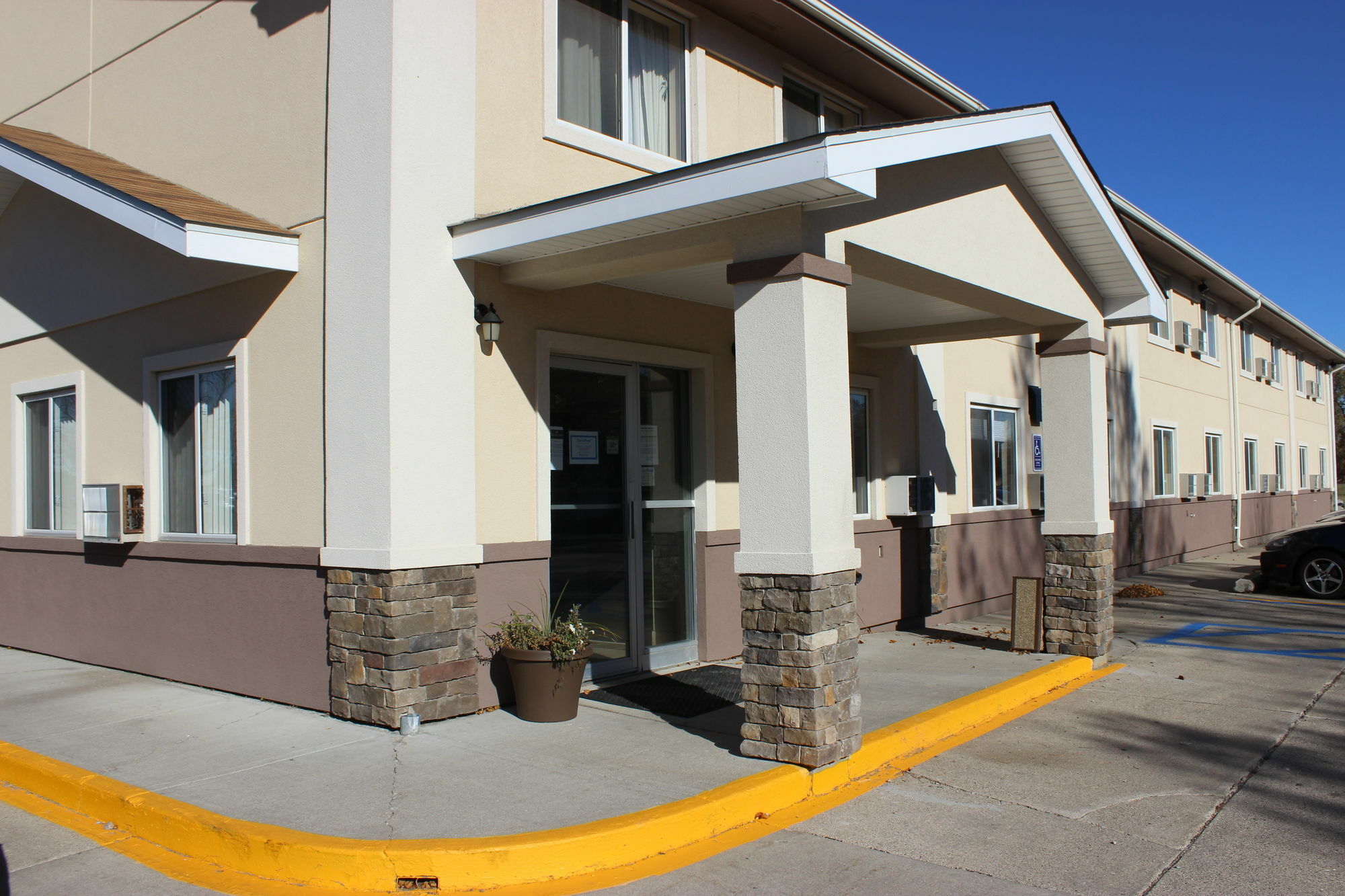 Super 8 By Wyndham Grand Forks Hotel Buitenkant foto